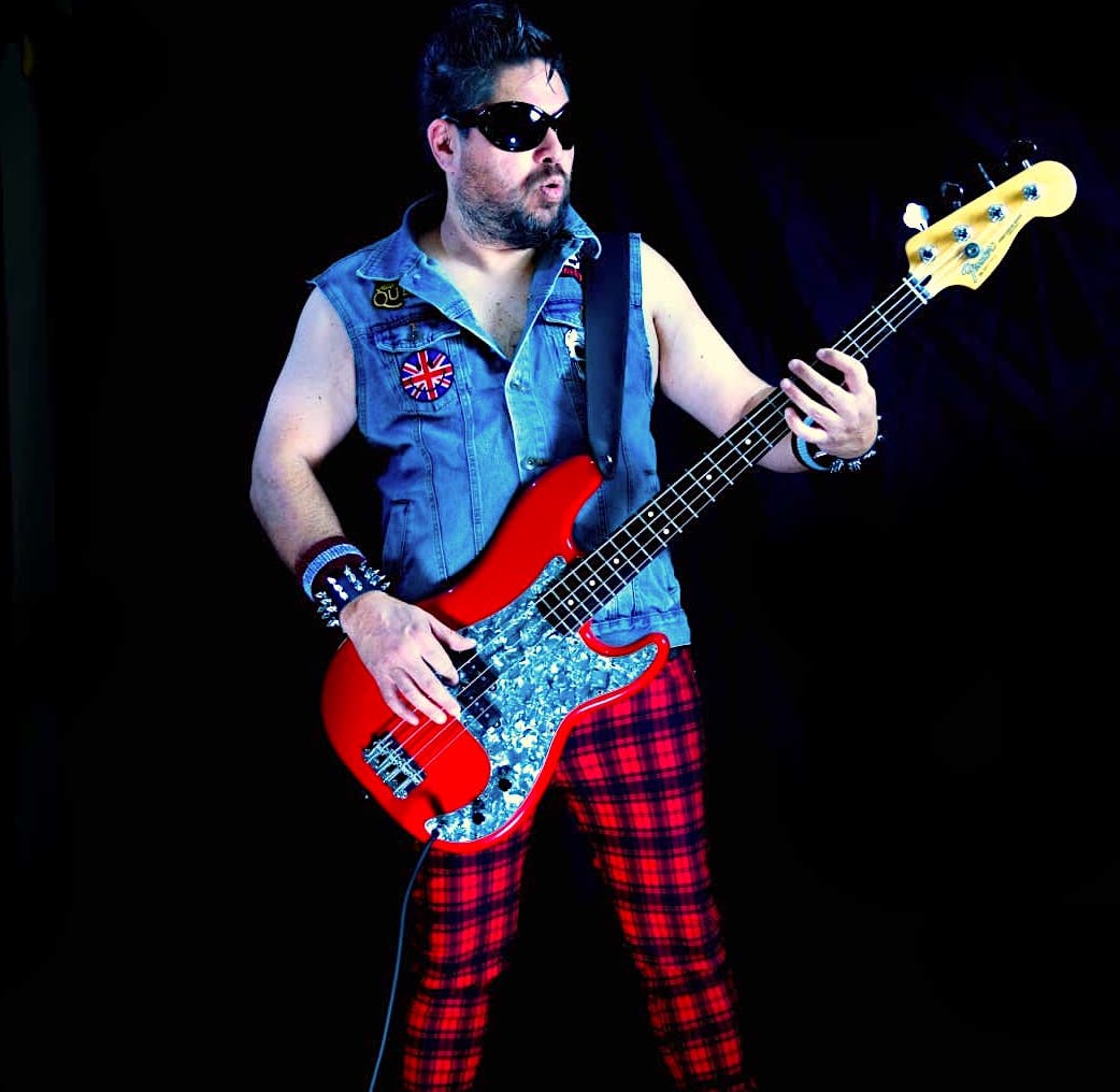 Shaun — Bass and Vocals, British Rock tribute band